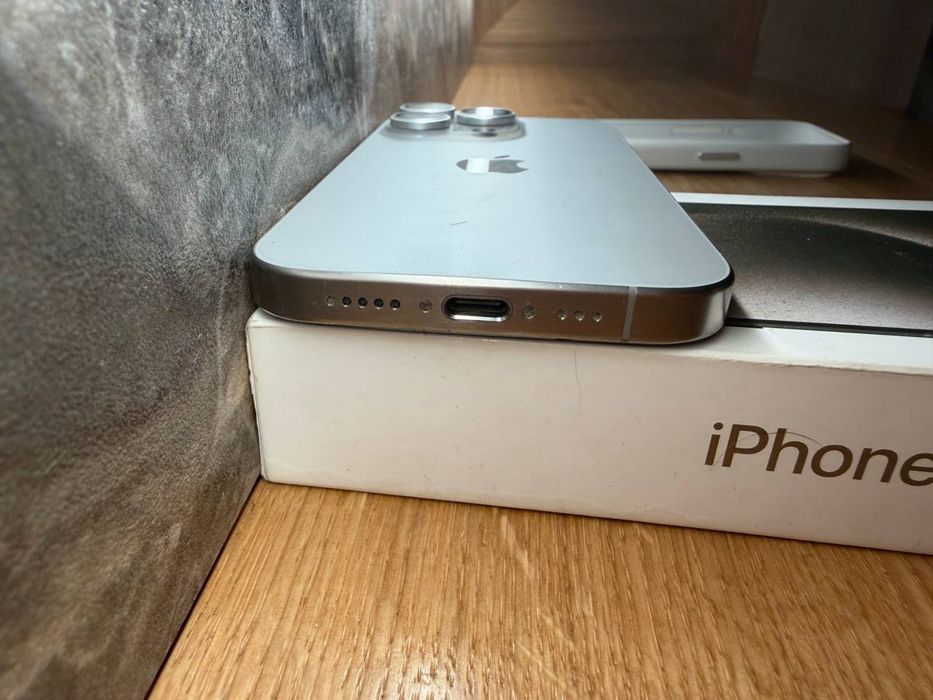 Iphone 15 pro 256 gb