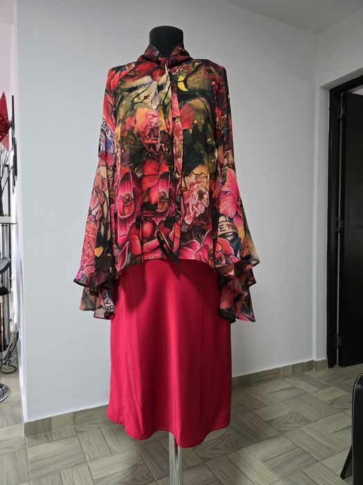 Fusta rosie din acetat de matase naturala, model conic, talie elastica