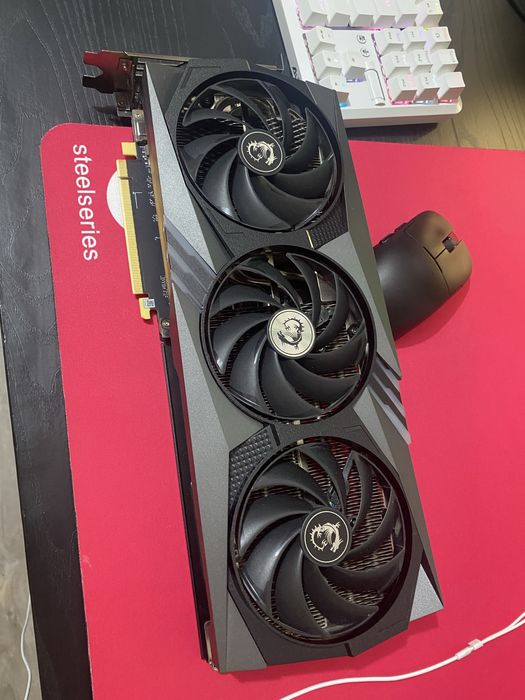 4060ti в топовом исполнение, холодная как сердце твоей бывшей))