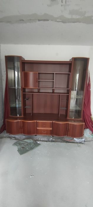 Продам стенку,в нормальном состоянии