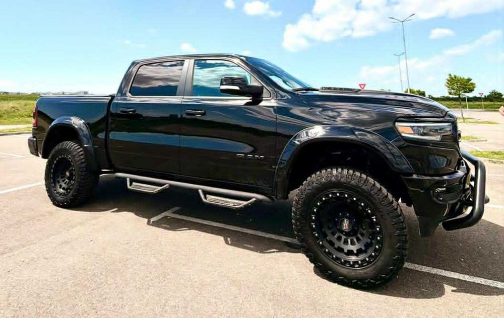 *Dodge Ram 1500-Limited Night Edition*5,7Hemi+GPL*