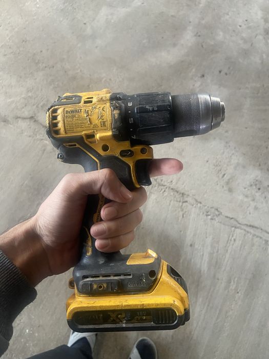 Dewalt шруповерт