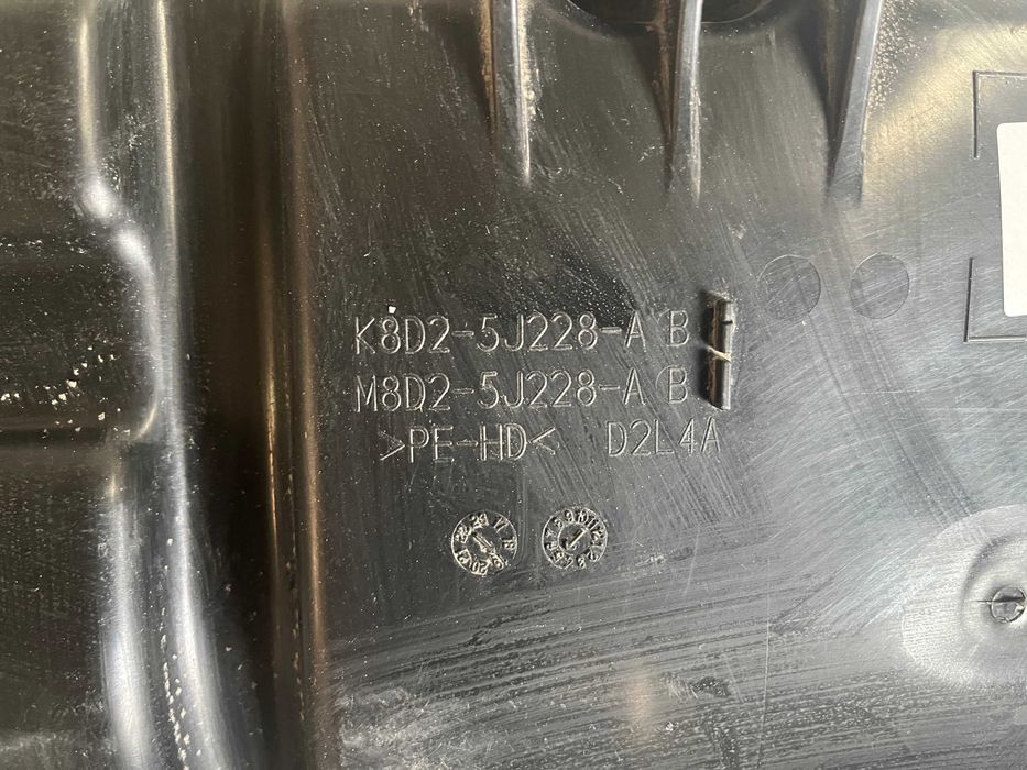 Rezervor Adblue Range Rover / Jaguar cod FPLA-5J229-AC / K8D2-5J228-AB