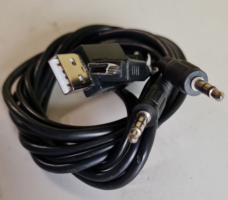 Cabluri audio-video, de date, de alimentare