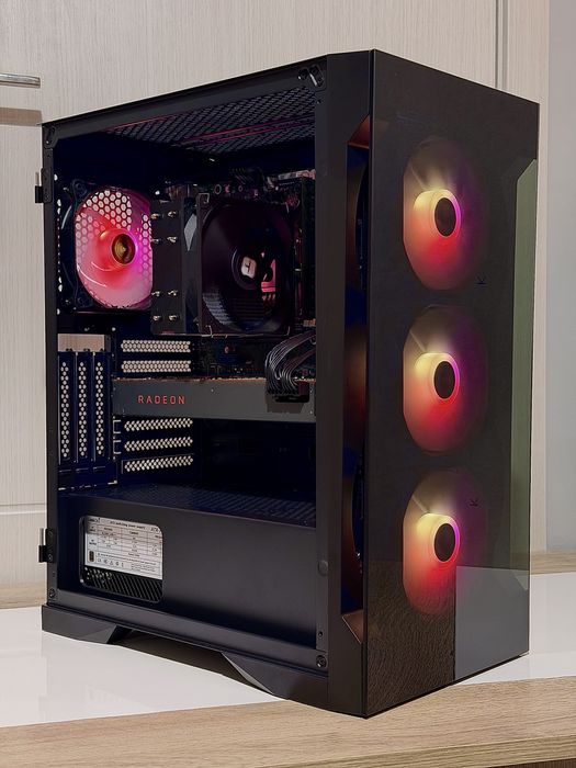 Геймърски компютър i5-8400, RX5700, 32GB