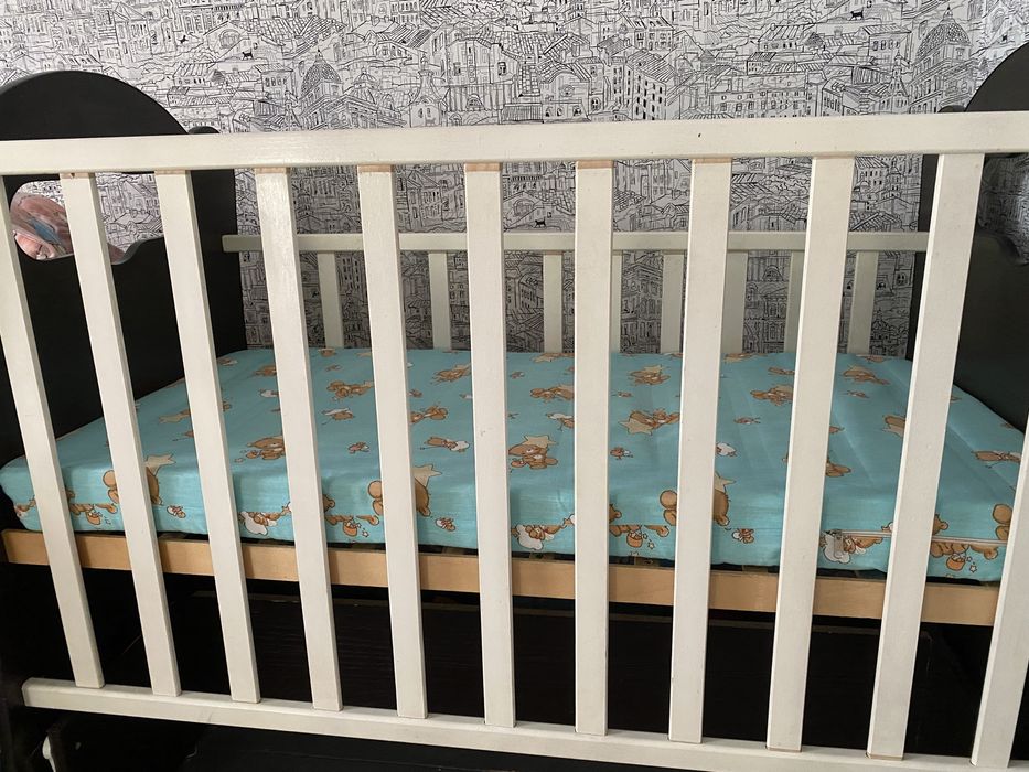 Отдам детскую манеж