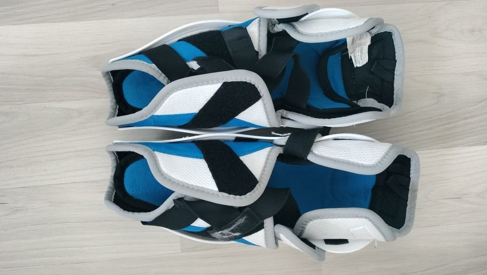 Genunchiere hockey CCM