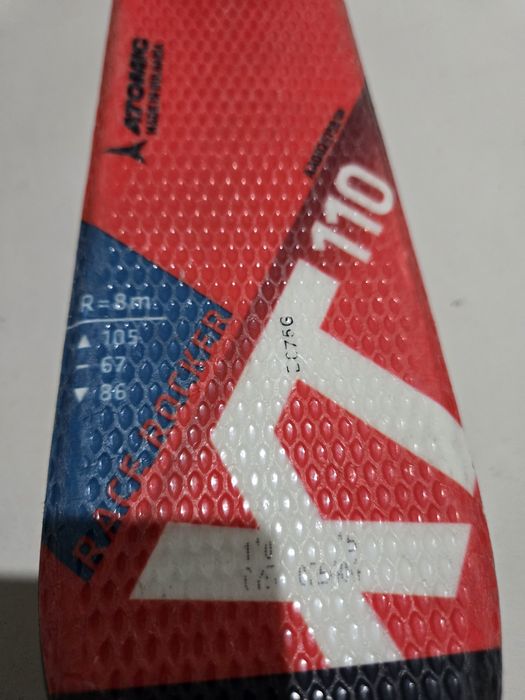 Atomic xt 110 cm / leki 90 cm