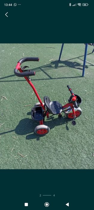 Трёхколёсный детский велосипед