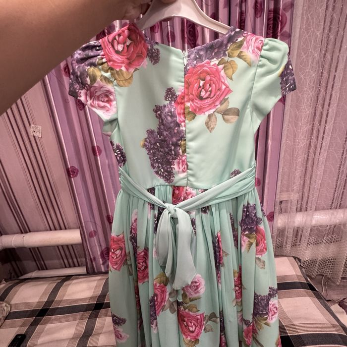 Продам платье на девочку