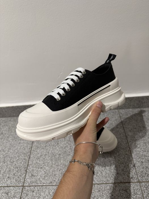 Alexander McQueen Tread Slick Low noi