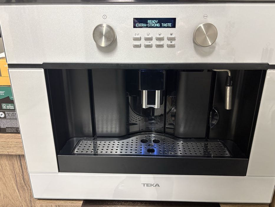 Aparat de cafea incorporabil Teka cu boabe