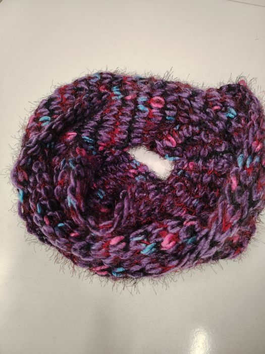 Плетен дамски шал