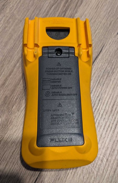 Fluke 116 True Rms + Подарък