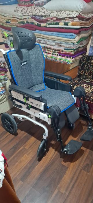 Cărucior nou, ne folosit