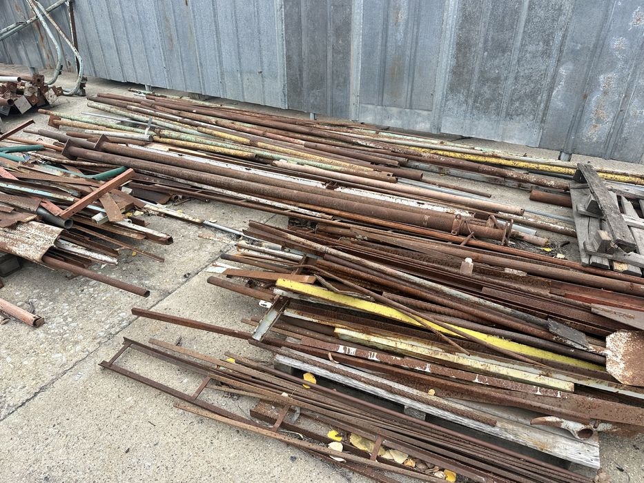 Метални тръби винкели профили