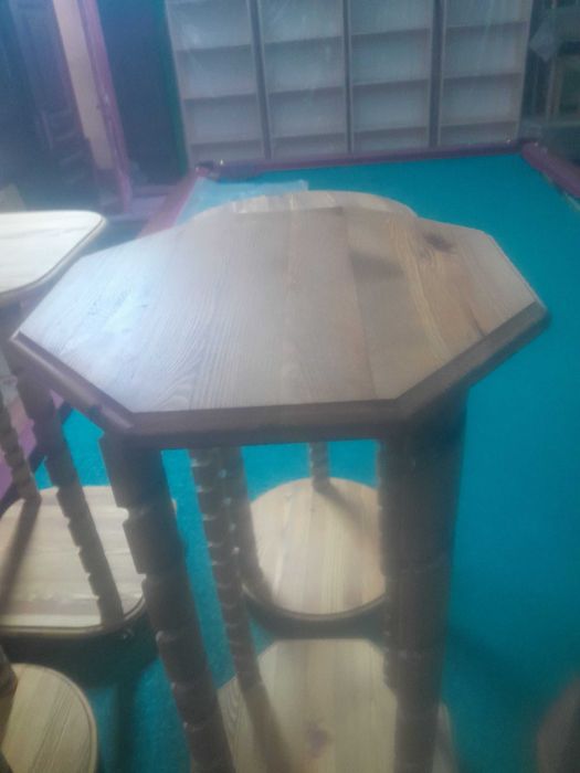 продам подставки для цветов и ваз