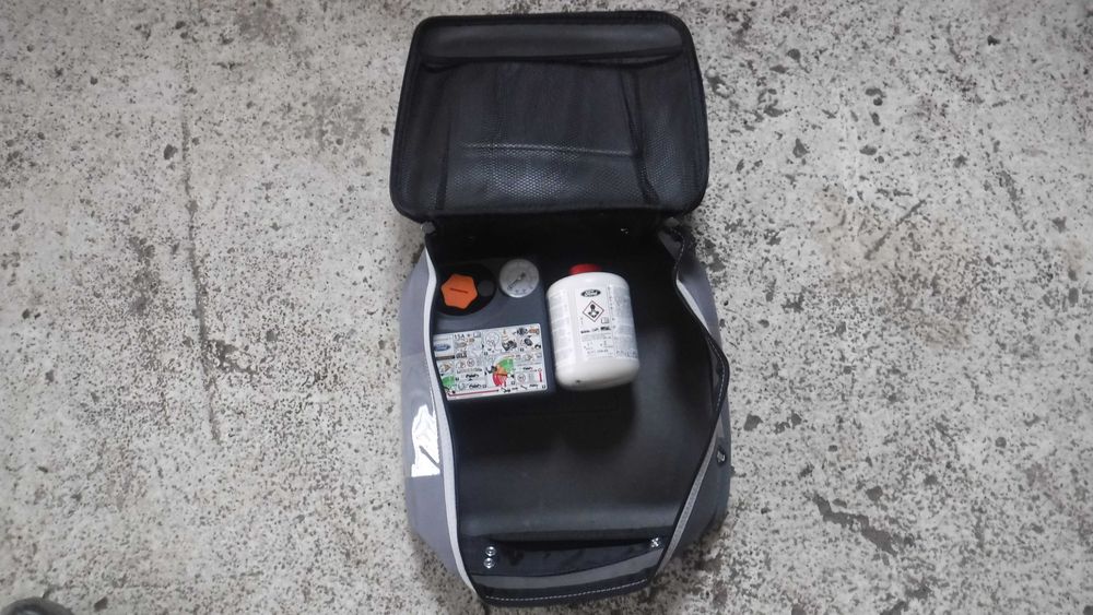 Kit reparatie pana OE format din compresor ,solutie lichida si geanta