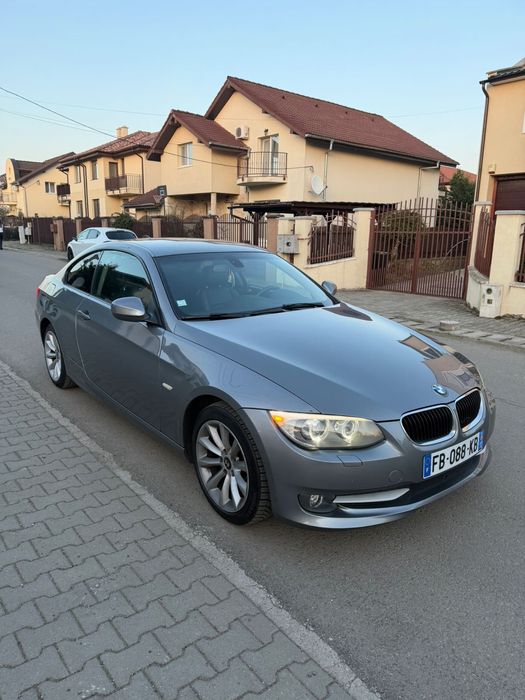BMW E92 320d impecabil 2011