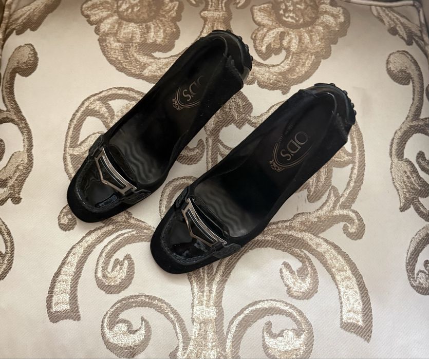 Tods черни обувки 37