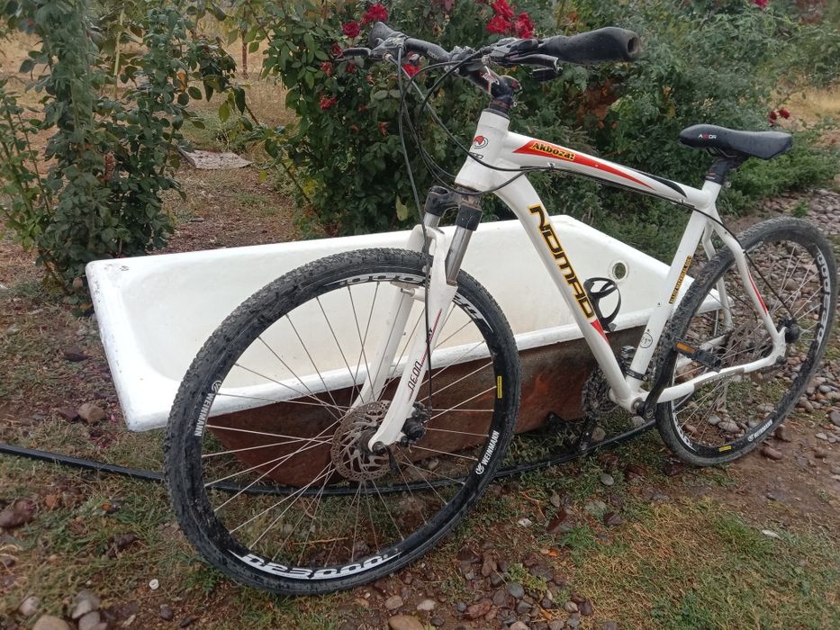 Велосипед шоссеиныи