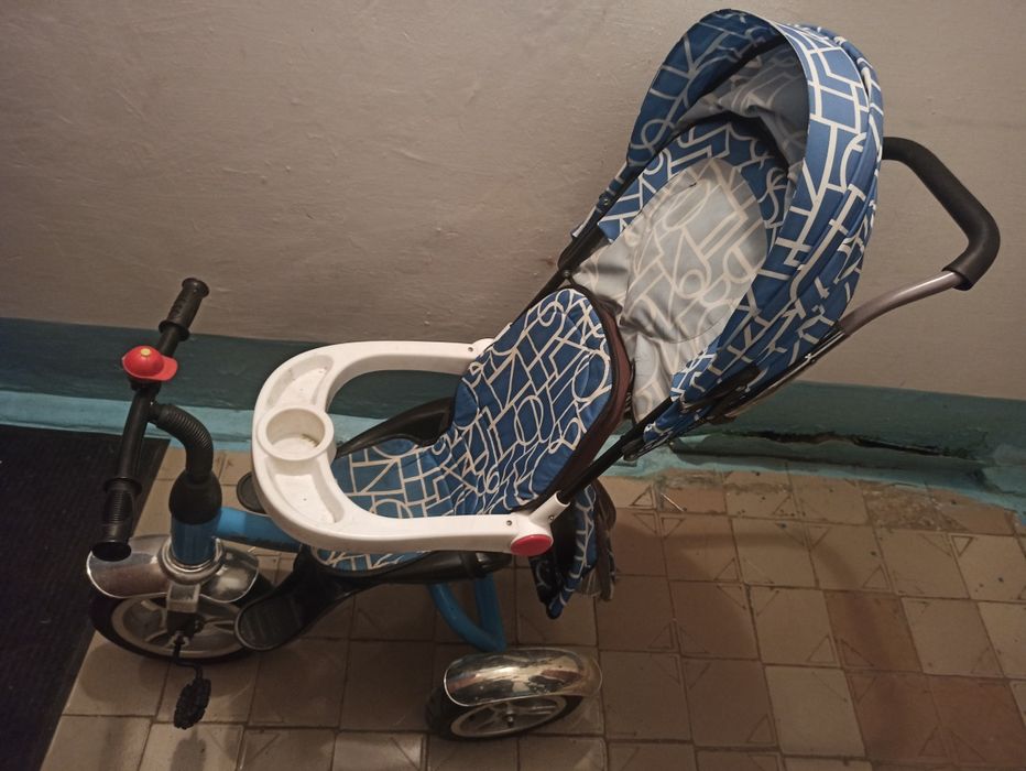 Трёхколёсный велосипед