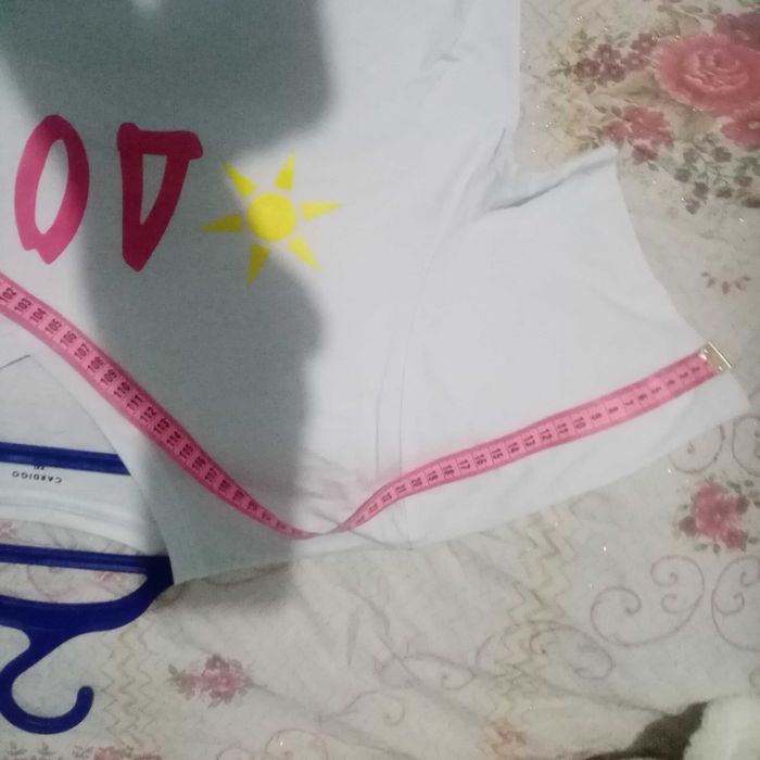 Продаются новая женская футболка