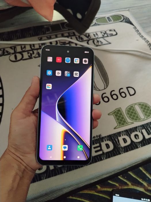 продается телефон