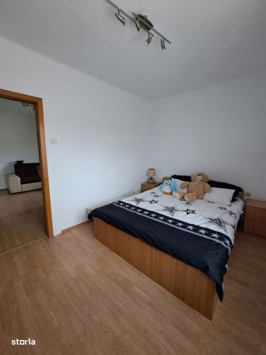 Apartament cu 3 camere, etaj 3 din 3, Zona Bilascu