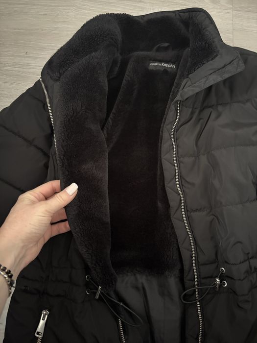 Дебело запазено яке без качулка