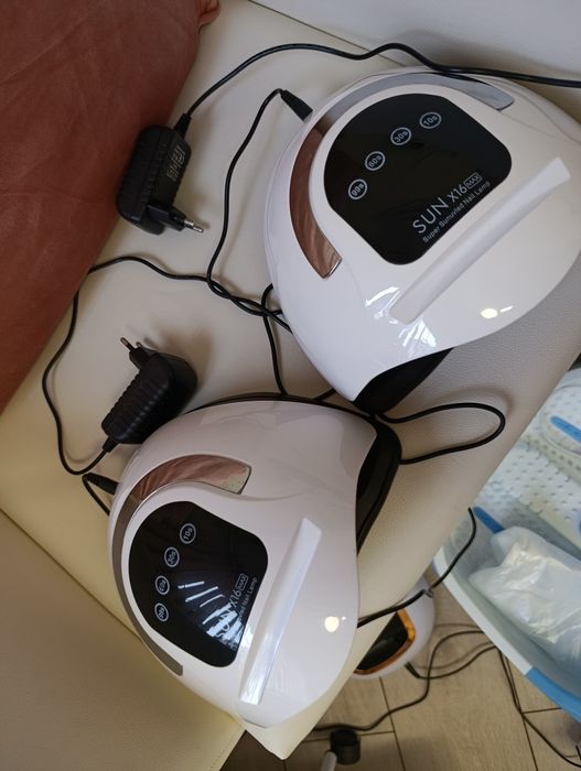 Професионални UV/Led лампи за маникюрр