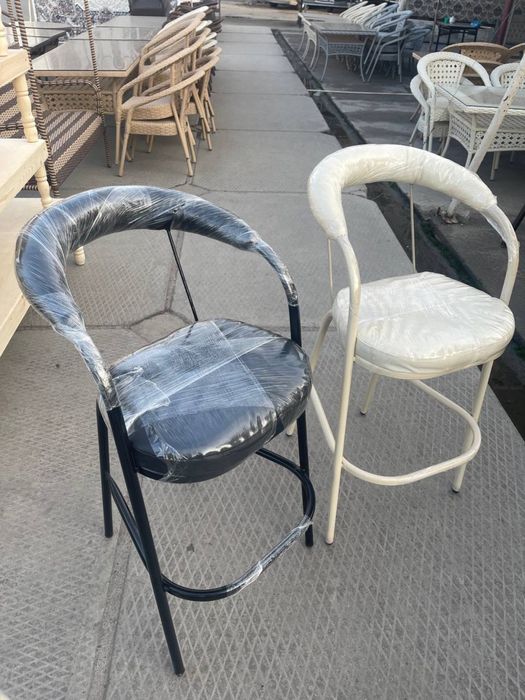 Bar stul ishlab chiqaruvchidan 280.000 dan boshlab
