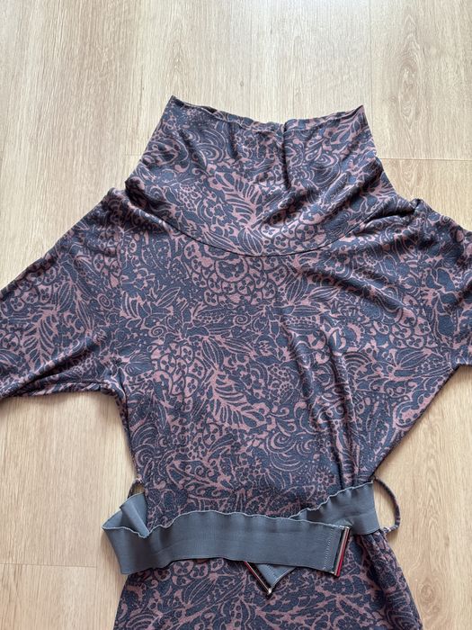 Продается женская туника размер 48