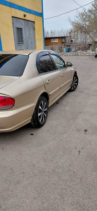 Hyundai Sonata 2003 г.