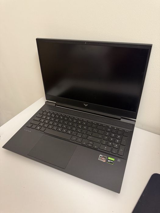 Ноутбук HP Victus 16/256 гб