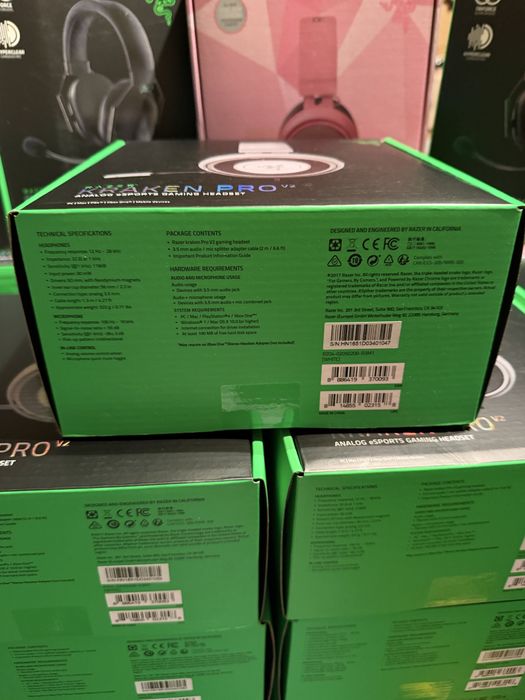 Căști gaming Razer Kraken Pro V2 (Negru/Alb/Roz) și BlackShark V2 X