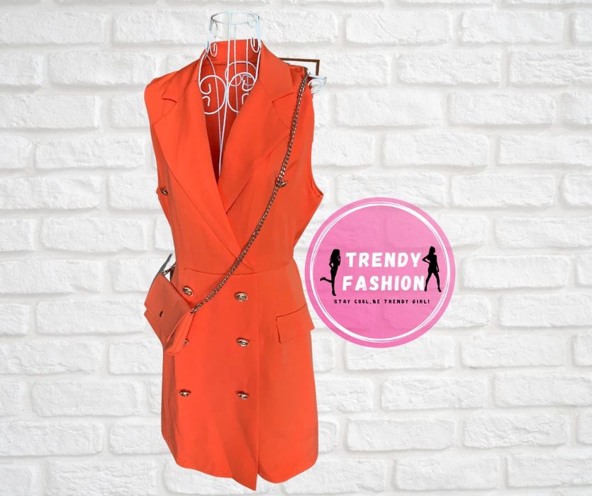 Рокля с чантичка в оранжев цвят