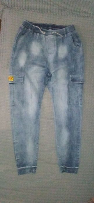 Продам  новые  джинсы