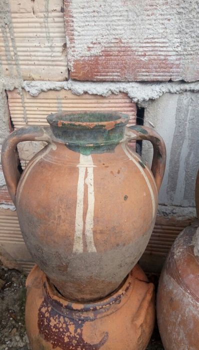 Битови предмети за декорация и ползване