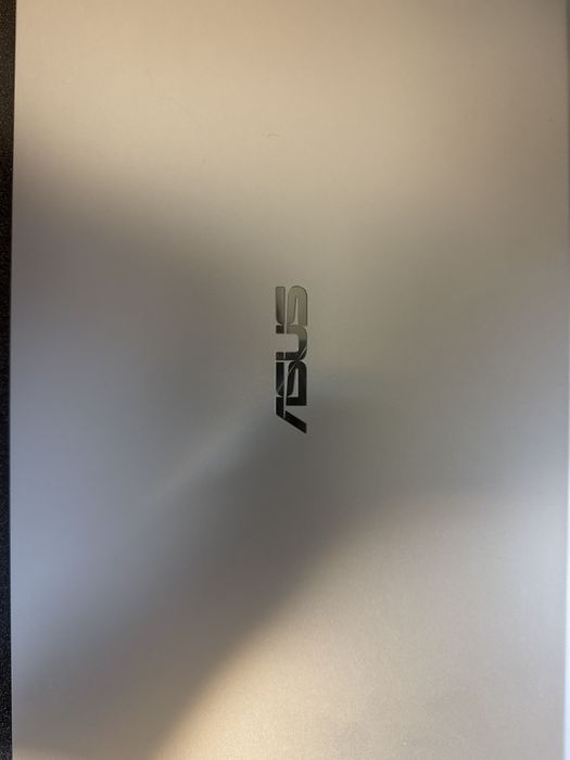 Vand Laptop Asus X509JA i5-1035G1 8GB Ram 500GB SSD