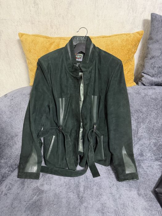 Продам кожаную куртку