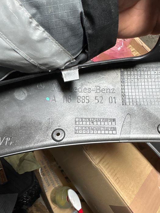 Декоративна лайсна за брония на Мерцедес CLA w118