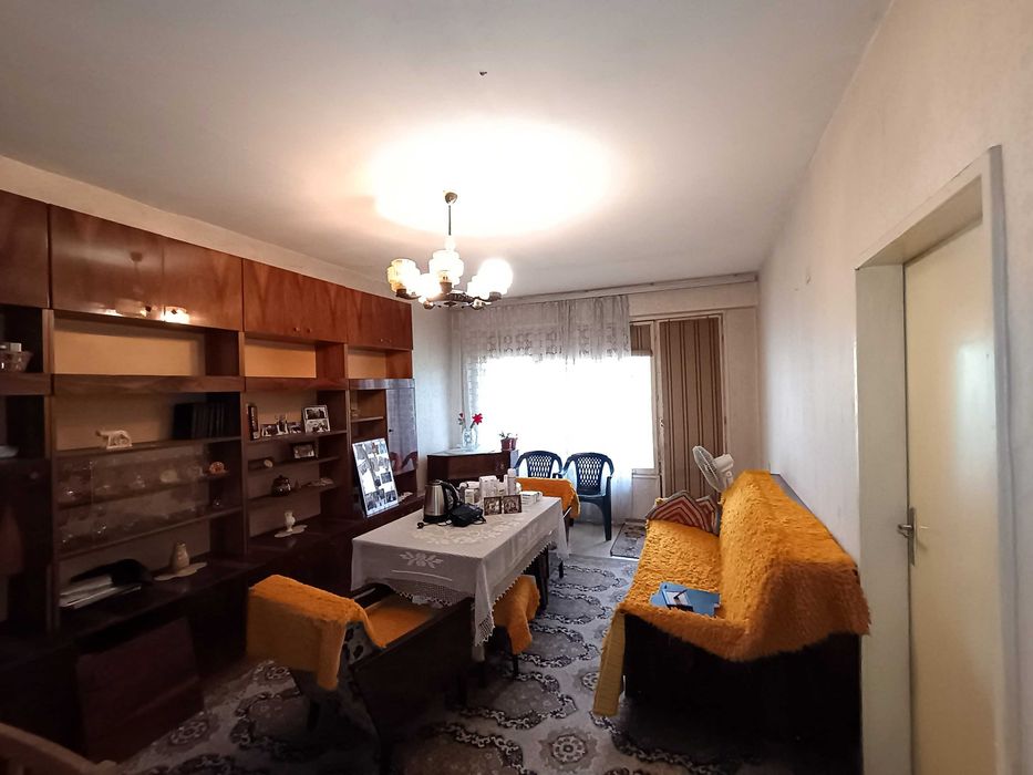 Продава се Тристаен апартамент в Добрич, Дружба 3 - 94 кв.м за 353 €/кв.м - Снимка #1