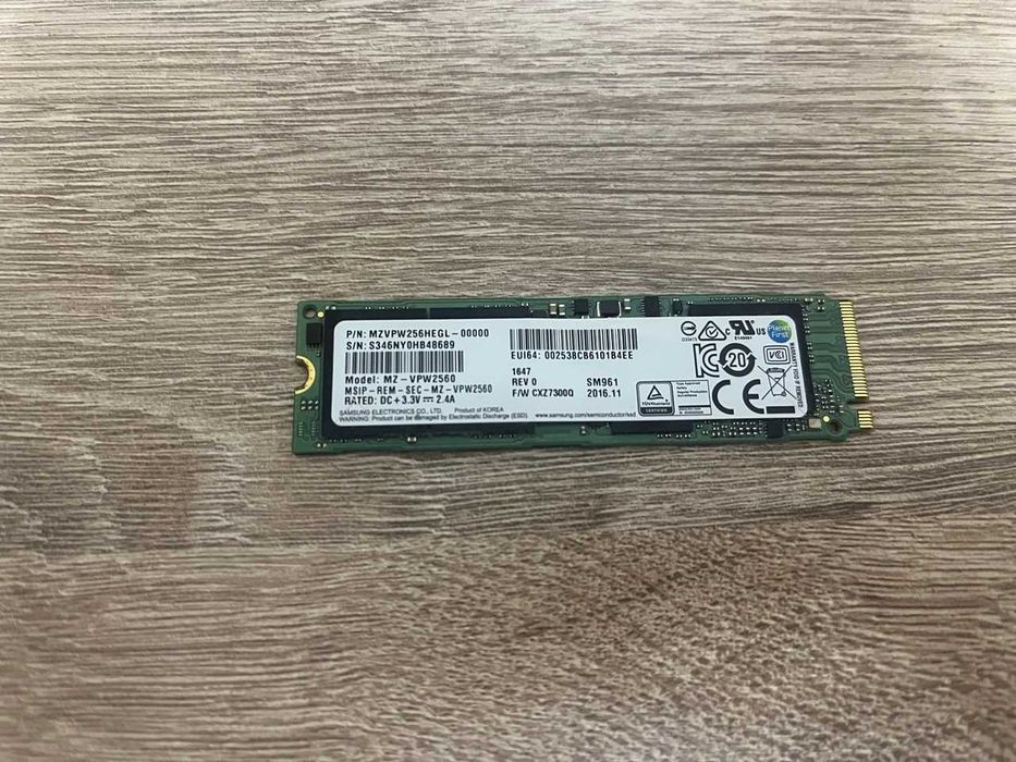 Samsung nvme SSD 256Gb PCI-E