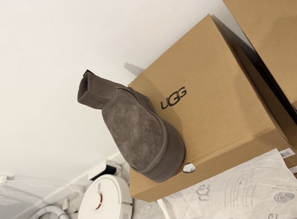 Ghete UGG mini dipper