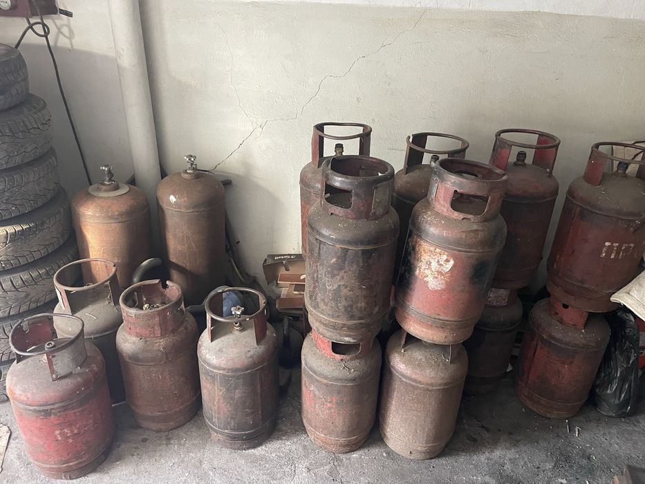 Продам газовые баллоны