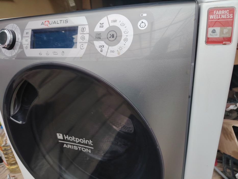 Vând mașină de spălat Aqualtis