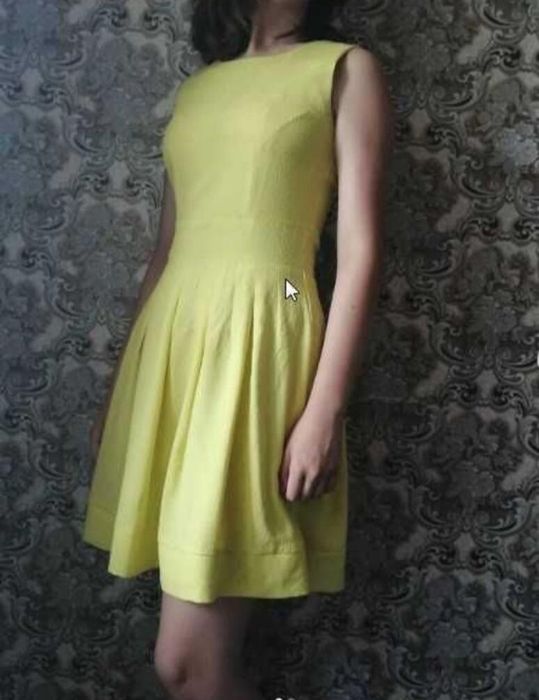 Женская одежда платья