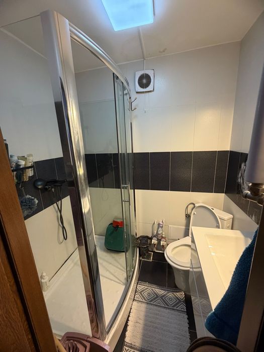 Apartament 4 camere decomandat 98 mp Berceni