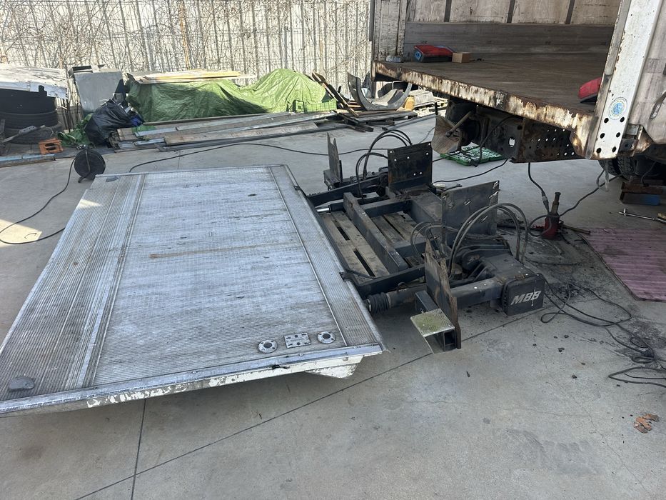 Platforma auto liftanta ( 1 buc -1500kg si 1 buc 2800 kg util)